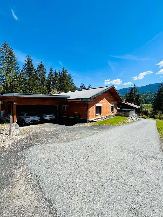 Reizender Bungalow - Mit 120Qm - In Ruhiger Lage Hermagor-Pressegger See Bagian luar foto
