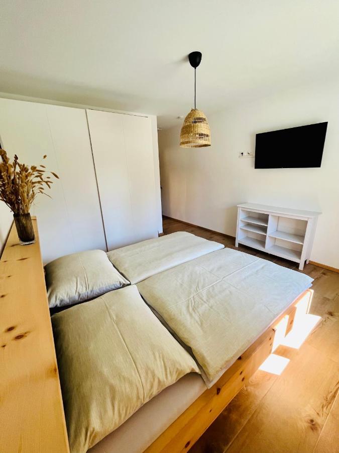 Reizender Bungalow - Mit 120Qm - In Ruhiger Lage Hermagor-Pressegger See Bagian luar foto